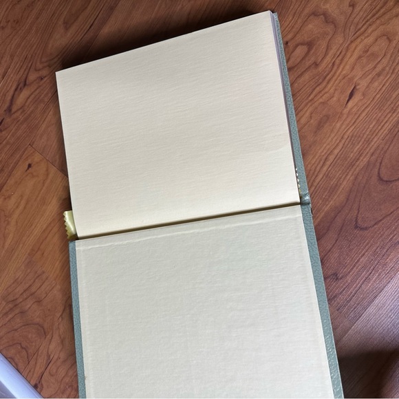 Decorative Holy Bible with Colorful Border 1971 Large Green Gold Font Red Letter - Picture 13 of 15